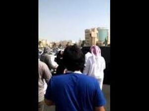 سعوديون يتحرشون بفتيات بمجمع تجاري بالمنطقة الشرقية