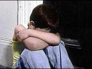 مذيع مشهور يعتدي على الاطفال جنسياً