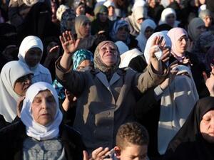 نساء أردنيات يشاركن في صلاة الاستسقاء التي أقيمت في الأردن يوم الخميس الماضي الموافق للثاني من ديسمبر. 