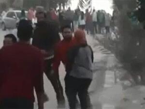 ناشطة مصرية تتعرض للضرب امام مكتب الارشاد