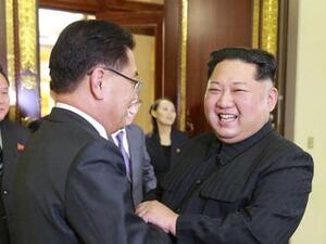 Kim Jong-un shakes hands with South Korean chief delegator Chung Eui-yong during their meeting in North Korea. (AFP/ Photo)