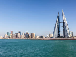 Most expats in the region agree that it is not necessary to speak Arabic to get by in everyday life, especially in Bahrain, Oman, and the UAE, where Arabic and English are the main business languages. (File photo)