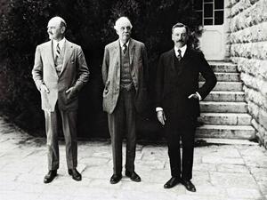 Prime Minister Arthur Balfour, and Herbert Samuel, the first High Commissioner of Palestine, posing for a picture in Jerusalem (AFP/File Photo)