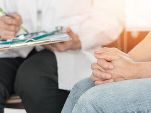 احرصي على توفير أجواء الراحة للمريضة

