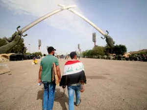 الجيش العراقي يعلن عن أول مسار خروج آمن للمدنيين في الفلوجة
