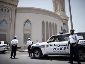 نجل قيادي بالمعارضة البحرينية يقول والده محروم من العلاج في السجن
