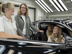 Bentley Women in Engineering - Jemma  palmer, Joanna Duraj and Megan Aucott 