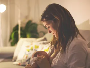 الرضاعة الطبيعة تحفّز إنتاج عدة هرمونات في جسم الأم

