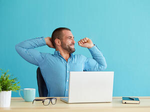Busy schedules are the biggest challenge standing between 30 percent of the professionals and a healthier lifestyle. (File photo) 