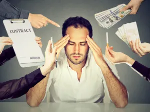 Fairly assess the workload and objectives you have set for your employees, no matter what their level of seniority. (Shutterstock)

