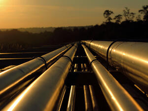 Jordan used to receive around 10,000 barrels per day of crude oil from Iraq before Daesh militants controlled several parts in western Iraq, causing a complete halt to shipments. (Shutterstock)