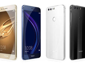 The choice of colors and finishing on the back give the phone a super premium look that you don’t always find even in high-end devices.  (Huawei)