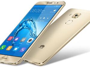 Huawei is back to mid-range phones with the Nova and Nova Plus, expected to hit Europe in October. (Huawei)