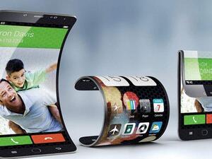 ET News predicts that Apple, Google and Microsoft will all seek to launch folding display smartphones in order to be seen as innovators, rather than low-level smartphone manufacturers. (Twitter)