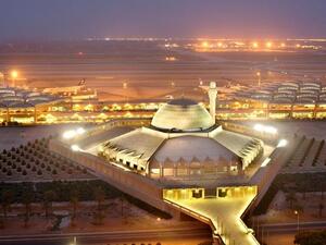 The entry visa fee is waived if the visitor is entering Saudi Arabia for the first time to perform pilgrimage or Umrah. (File photo)