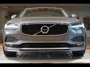 The luxury car market in Jordan is dominated by Traditionally dominated by the Mercedes-Benz, Audi and BMW luxury troika globally and more decisively by Mercedes in Jordan. (YouTube) The luxury car market in Jordan is dominated by Traditionally dominated by the Mercedes-Benz, Audi and BMW luxury troika globally and more decisively by Mercedes in Jordan. (YouTube)