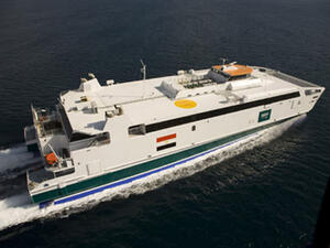 There are currently eight Egyptian ports on the Red Sea used to transport goods and passengers between the two countries.  (Nautica expo)