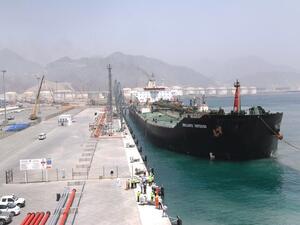 The Fujairah port is the second largest — behind Singapore — bun­kering port in the world. (FujairahPort.ae)