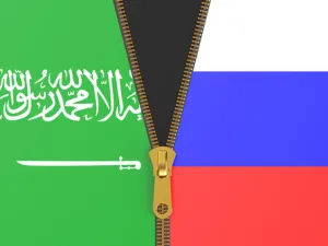 المحادثات السرية ستجري بين وزير البترول السعودي ونظيره الروسي في العاصمة القطرية الدوحة وسيشارك فيها وزيرا نفط قطر وفنزويلا العضوين في “أوبك”