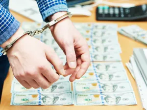 Parliament is currently studying a law for the creation of a national committee for fighting corruption, as well as a law for the protection of those who report corrupt activities.  (Shutterstock)