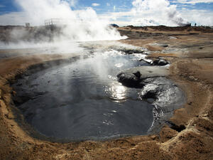 There are at least 10 known hot springs in Saudi Arabia.  (Shutterstock)