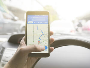 Google Maps updates have continued to add more smart features. (Shutterstock/mhong84)