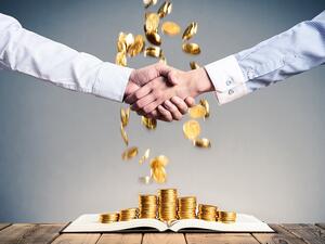 Saudi Arabia Central Bank Governor: No More Bank Mergers For the Time Being. (Shutterstock)