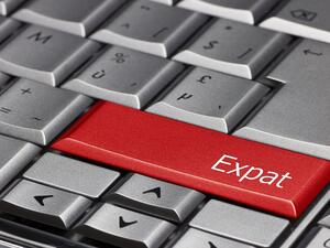 The rules for dealing with expatriates who violate the laws already exist. Several important points include the non-permissibility of allowing the worker to work separately or for others by his employer. (Shutterstock)