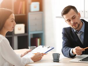 المناصب الإدارية مختلفة تماماً عن المناصب الأخرى وتتطلب الكثير من التحضير