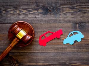 Police had earlier issued a warning, where obstructing or blocking roads during accidents will get you a fine of Dh1,000 in Abu Dhabi. (Shutterstock)