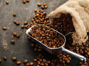 ارتبط شرب ثلاثة أكواب من القهوة يوميًا بانخفاض خطر الوفاة