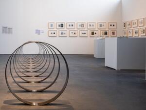 Through the hands of 17 artists of various nationalities also highlighting the impact of oil on the environment (Twitter)