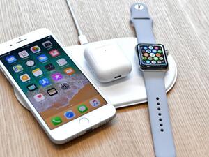 Wireless charging mat (Twitter)