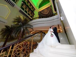 يمكن للعروسين الراغبين في تحقيق أقصى استفادة من هذا الملاذ الفاخر، التفكير في خوض تجربة إقامة لا تنسى.