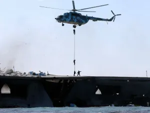 Iran holds naval drills in the Gulf (Twitter)