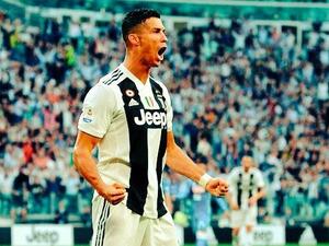  Cristiano Ronaldo (Twitter)