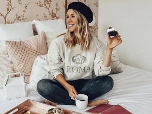  New York's most instagrammable luxurious Manhattan SoHo Penthouse but nobody lives in it because it's rented by Village Marketing for infuencers (Twitter)