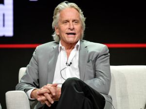 Douglas stars as aging actor Sandy Kominsky (Source: MATT WINKELMEYER / GETTY IMAGES NORTH AMERICA / AFP ) 