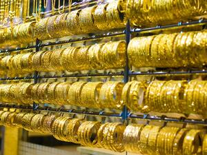 Shops found to be employing foreigners will face a fine of SR20,000 ($5,324) for each expat worker. (File photo)