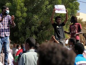 Protests in Sudan leave at least 19 dead, 406 injured. (Twitter)