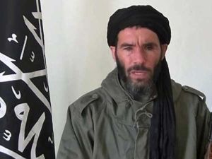 مسؤول أمريكي يرجح مقتل مختار بلمختار بضربة فرنسية في ليبيا