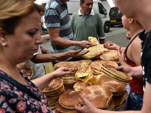 الجزائر تمنع استيراد مواد غذائية وصناعية

