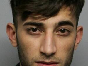 صورة نشرتها شرطة مدينة فيسبادن الالمانية لطالب اللجوء العراقي علي بشار (20 عاما)

