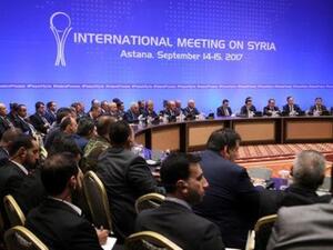 المشاركون في جولة محادثات السلام السورية في آستانة يوم الجمعة
