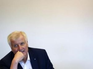 ورست زيهوفر رئيس وزراء ولاية بافاريا الألمانية
