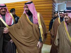 الأمير متعب مع بن سلمان بأول ظهور منذ إطلاق سراحه 