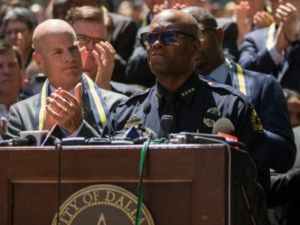 ديفيد براون، قائد شرطة دالاس