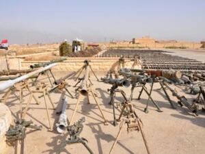 اسلحة اعلنت القوات الحكومية السورية مصادرتها بعد هجوم على تنظيم الدولة الاسلامية في مدينة دير الزور الشرقية

