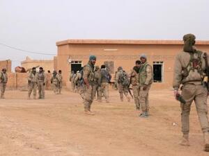 مقاتلون من المعارضة في دير الزور