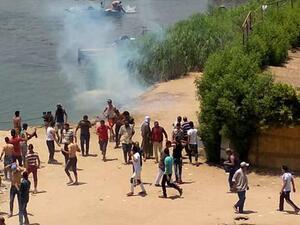 قتيل وجرحى باشتباكات بين الشرطة المصرية وسكان جزيرة في النيل 
